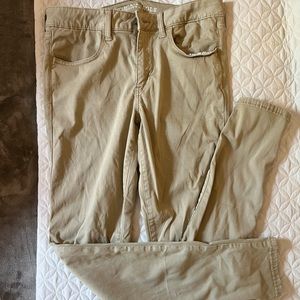 American Eagle khaki jeggings